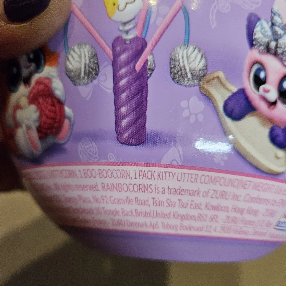 Rainbocorns Kittycorn Surprise! Purple Gold Egg Over 10 Surprises Peel & Reveal - Picture 10 of 14